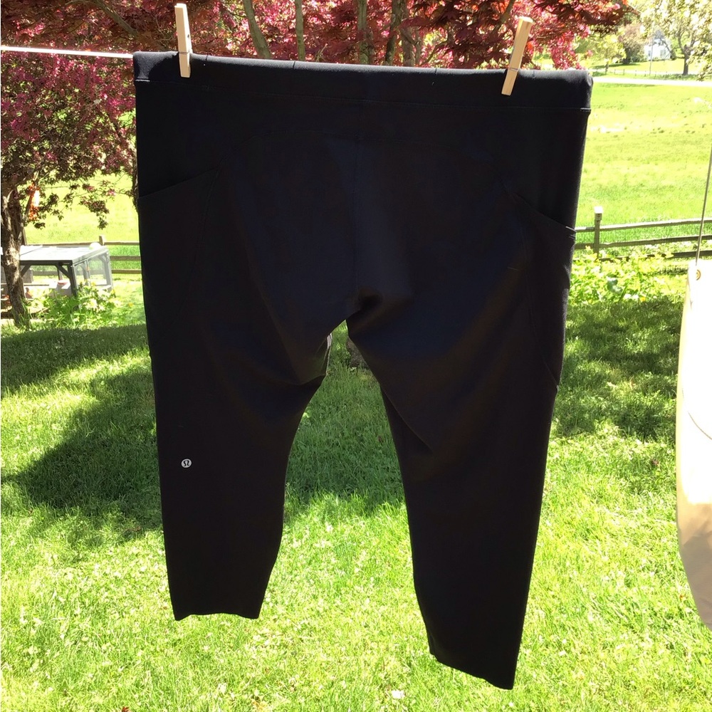 Lululemon Size 20 Cropped Leggings
